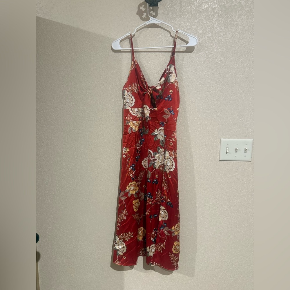 NWT Red Floral Midi Dress Tie Front Smocked Back Small